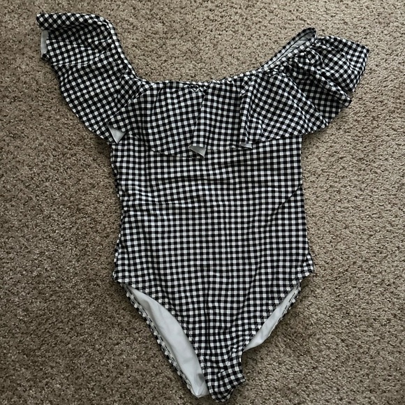 Cabana del Sol Other - Gingham Ruffle One Piece Swim